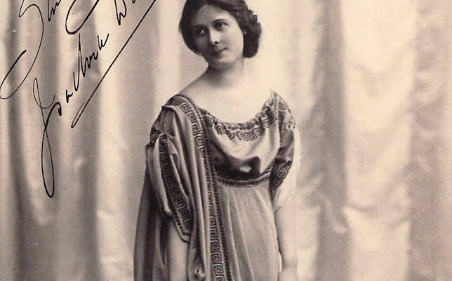 Isadora Duncan