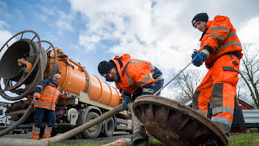 18:15: Die Nordreportage: Abfluss dicht - Rohrreiniger im Einsatz | NDR Fernsehen | 4/20 2026