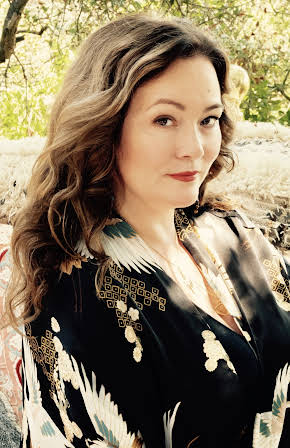 Charlotte Chatton as 