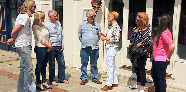 6:25 PM: Four in a Bed | More 4 | 12/27 2025