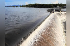 The Science of Energy: Resources and Power Explained: Hydroelectric Power: Electricity from Water