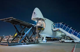 Inside Air Cargo S1: Seasonal Flyers