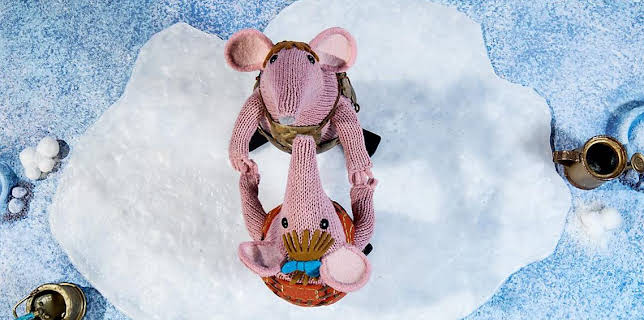 5:55 PM: Clangers (S2) | Cbeebies | 11/29 2025