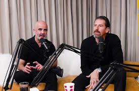 Off the record con Martha Debayle season-1: Nadie te dice esto de la paternidad y la fama: cambios, adicciones y TV