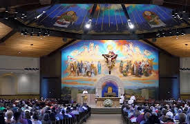 Eye on America: Season 2025: Eye on America: Inside a Catholic megachurch