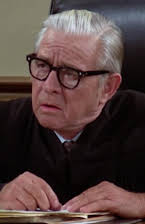 Curt Conway como McKeever