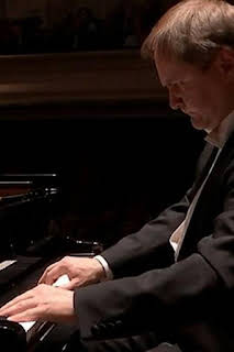 11:15: Fomin interpreta Schumann, Beethoven y Chaikovsky | Classica | 4/7 2026