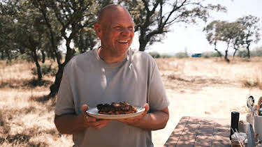 4:05 AM: Tom Kerridge Cooks... (S2 E1) (S2) | ITV2 | 4/2 2026