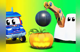 Super Truck - Carl the Transformer: Halloween: lost in maze / Baby spider / Shark chase fisher boat / UEFA champions league