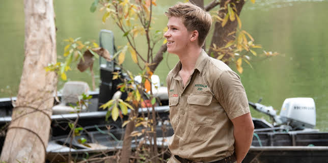 12:10: Crikey! It's the Irwins (S3 E12) (S3) | Animal Planet | 11/29 2025