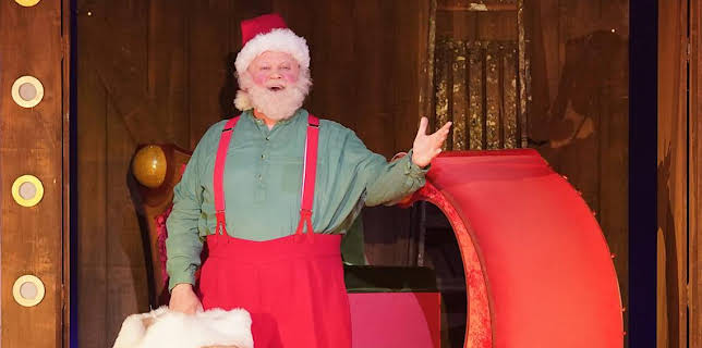 2:25 PM: The Night Before Christmas | Cbeebies | 12/24 2025