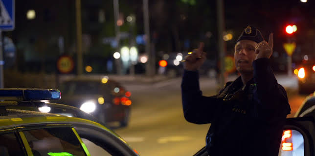 04:00: Södertäljepolisen (S2 E3) (S2) | Kanal 9 | 11/6 2025