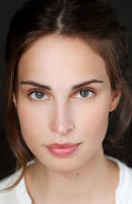 Heida Reed som 