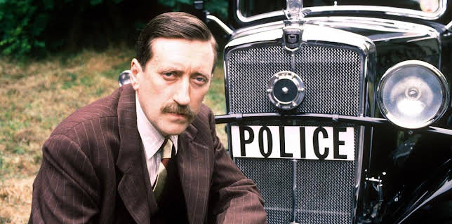 16:40: Agatha Christies Poirot (S01/E02) | One | 12/24 2025