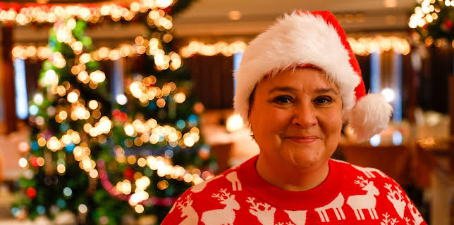 8:00 PM: Christmas Cruising with Susan Calman 2024 | Channel 5 | 11/21 2025