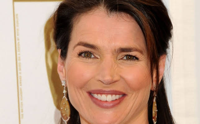 Julia Ormond