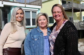 House Hunters: Amazing Water Homes, Season 1: Sisters Settle in Gulf Shores