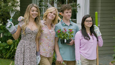 4:00 PM: Modern Family | E4 | 8/14 2026