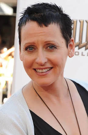 Lori Petty as 