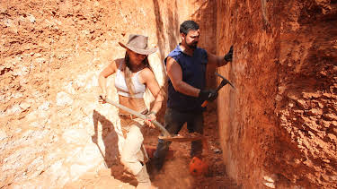 08:15: Outback Opal Hunters (S5 E19) (S5) | Discovery Channel | 2/13 2026