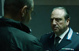 Gomorrah: 3. L'omm 'e casa