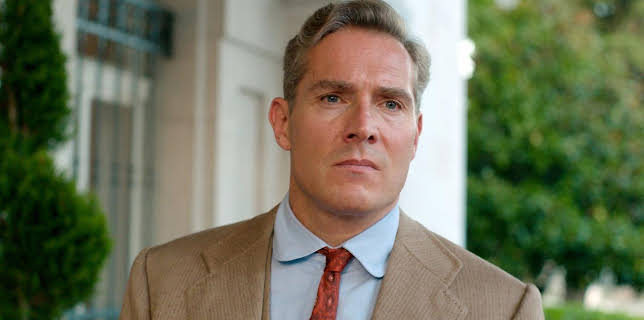 02:20: Hotel Portofino (S03/E04) | One | 11/2 2025