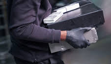 Inside the Heist (S1 E6)