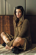 Berrak Tüzünataç som 