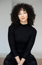 Daniela Sandiford como 