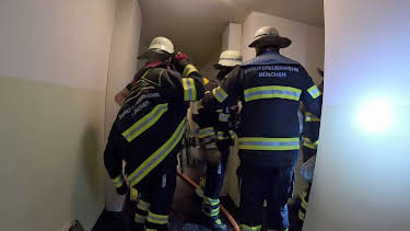 20:15: Mensch Retter (S6 E5) (S6) | RTL 2 | 4/30 2026