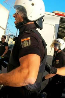 06:00: 091: alerta policía: Episodio 13 | Discovery Max | 6/5 2026