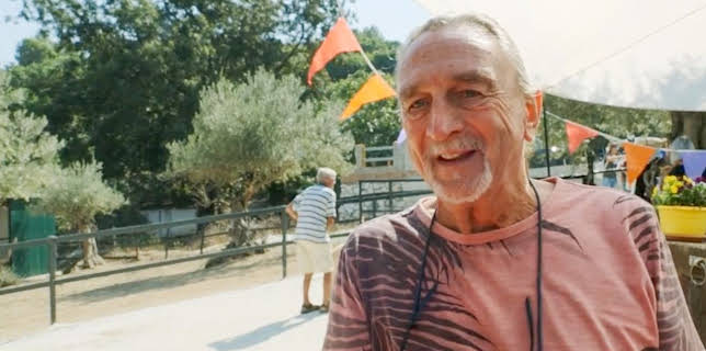 9:00 AM: Bargain-Loving Brits in the Sun (S8 E2) (S8) | 5 Star | 2/16 2026