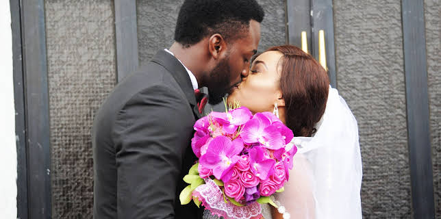 Dérè: An African Tale