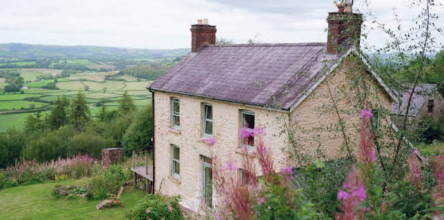 04:50: En plats på landet (S31 E36) (S31) | TV8 | 2/24 2026