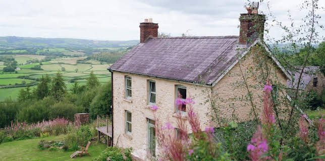 Escape to the Country