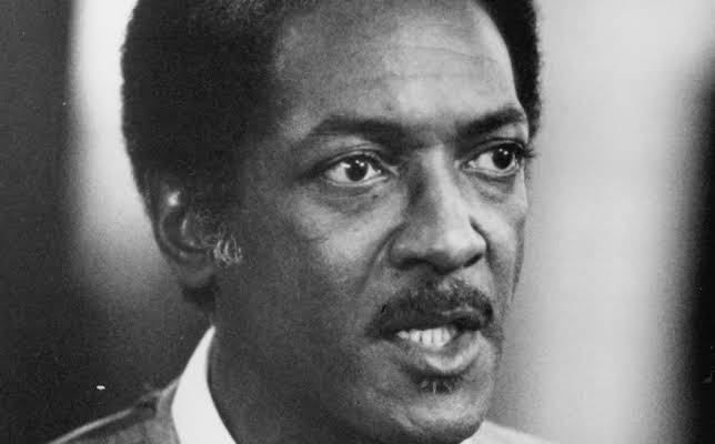 Gil Hill