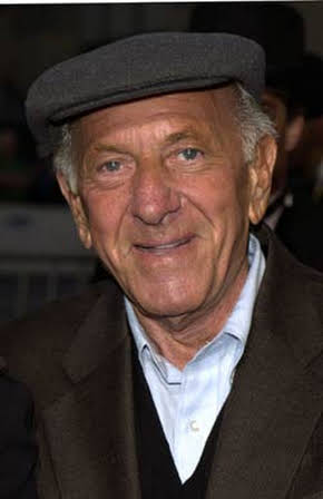 Jack Klugman as 