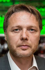 Shaun Dooley som 