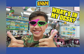 EvanTubeHD: Classroom Tour w/ Evan & Jillian! Go back to School with the Tubes!