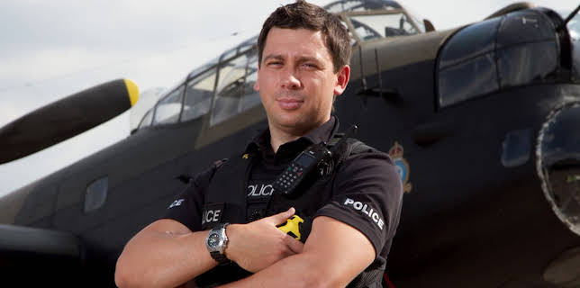 6:00 PM: Police Interceptors (S7 E1) (S7) | Paramount | 1/6 2026