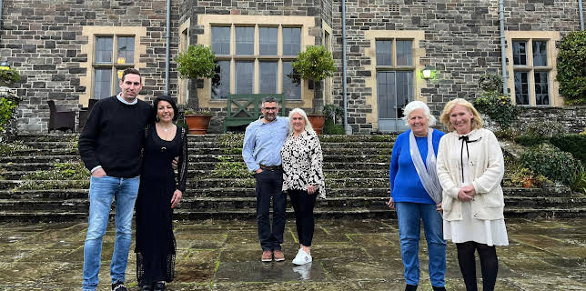 7:30 PM: Four in a Bed | More 4 | 11/1 2025