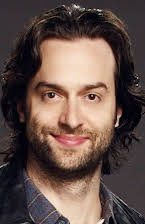 Chris D'Elia como 