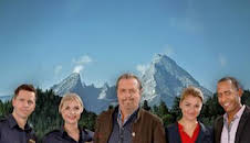 Asesinatos en la montaña (T2): Ep.10 Ambiente irrespirable