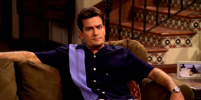 21:25: Two and a Half Men (S1 E14) (S1) | Kanal 9 | 12/17 2025