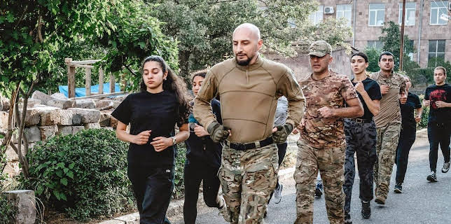 23:54: Tracks East | Arte | 11/11 2025