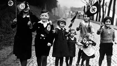08:55: Berlin 1933 - Tagebuch einer Großstadt (1/2) | Arte | 7/20 2026