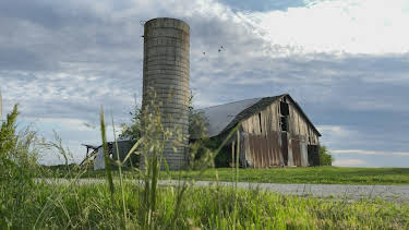 15:00: Twisted Sisters (S3 E3) (S3) | ID | 12/31 2025