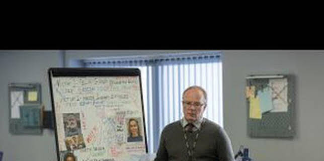 03:02: McDonald & Dodds (T3): Ep.3 Nubes sobre la luna | COSMO | 1/26 2026