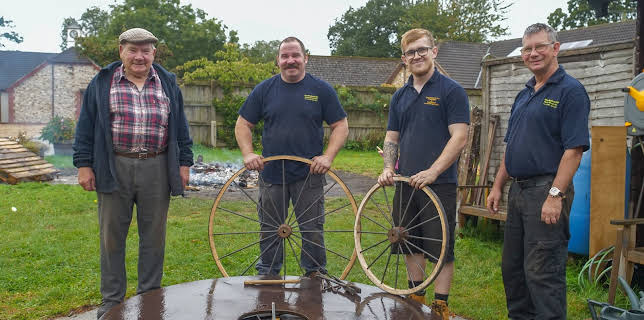 5:25 PM: Devon and Cornwall | Channel 4 | 2/15 2026