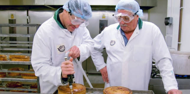 3:20 AM: Food Unwrapped | More 4 | 11/23 2025